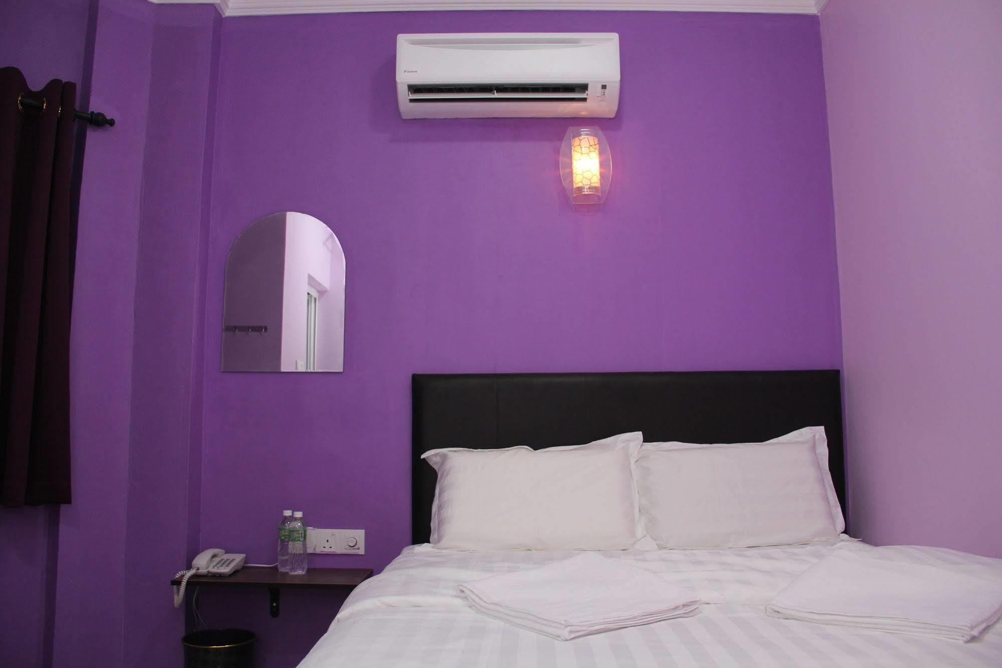 ספאנג Oyo 89665 Royale City Hotel מראה חיצוני תמונה