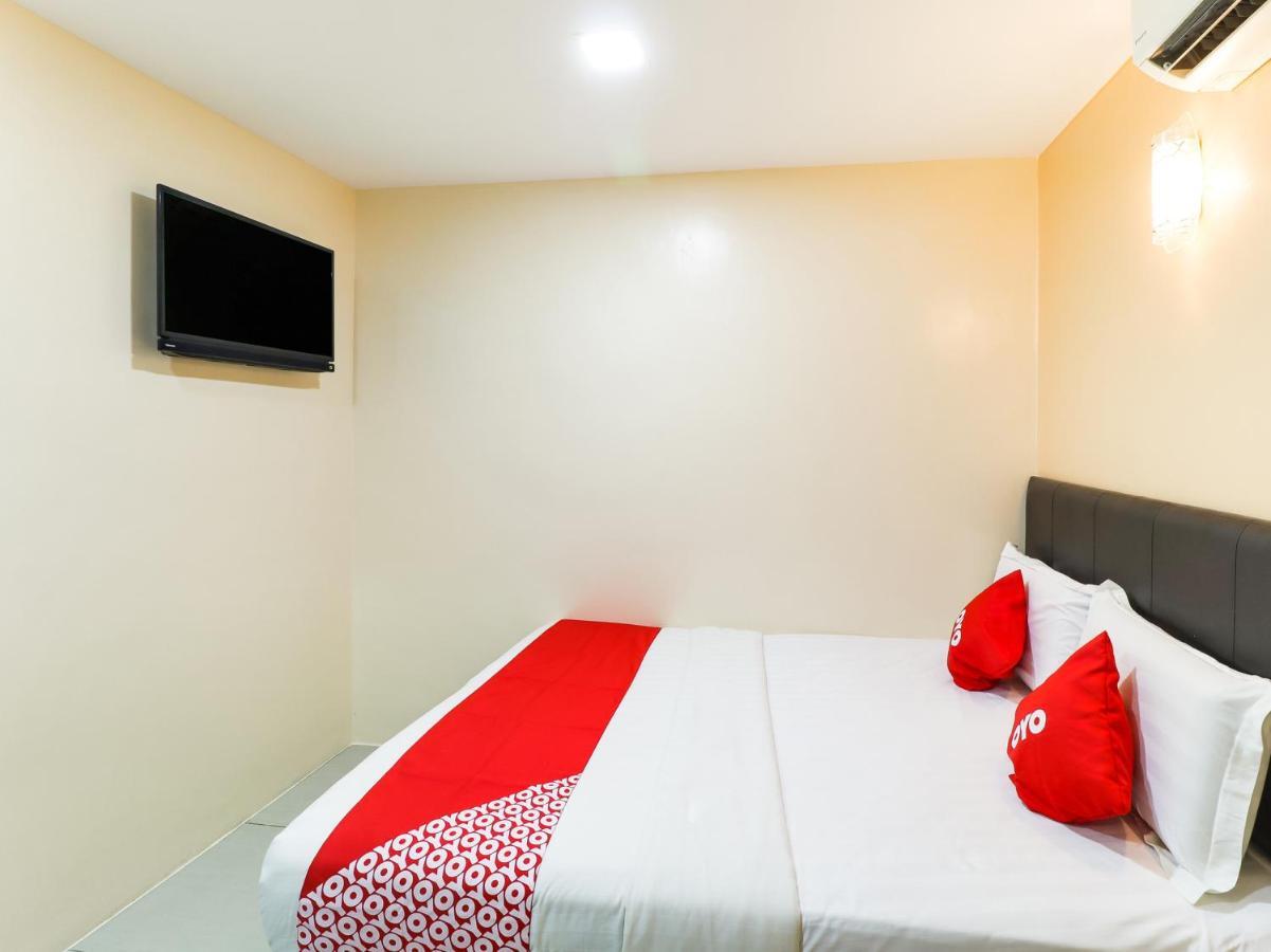 ספאנג Oyo 89665 Royale City Hotel מראה חיצוני תמונה