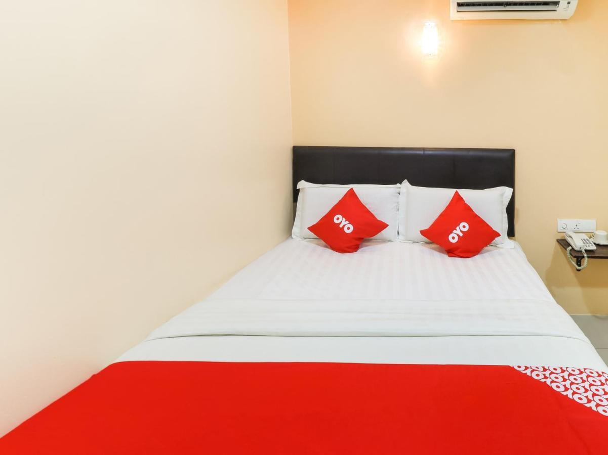 ספאנג Oyo 89665 Royale City Hotel מראה חיצוני תמונה